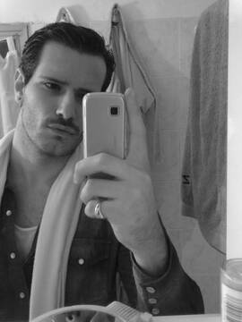 Public Photo of morochiunque